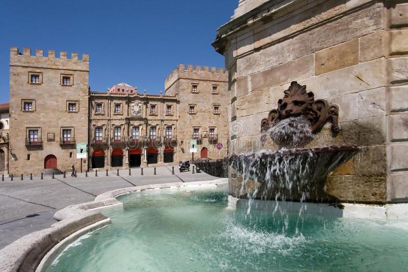 Piso Gijon Centro Lejlighed Eksteriør billede